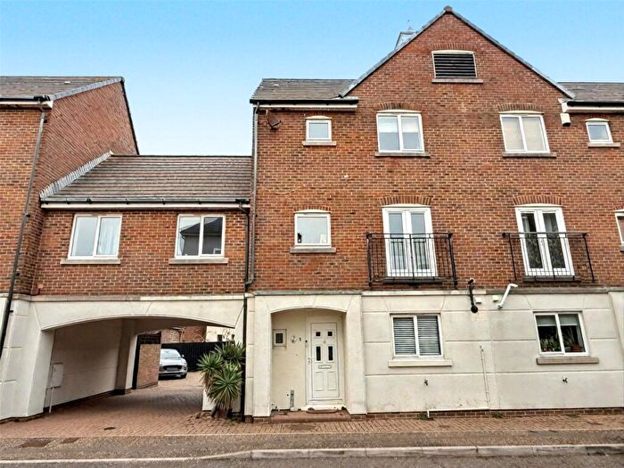 4 Bedroom Terraced House To Rent In Leeward Quay, Eastbourne, East Sussex, BN23