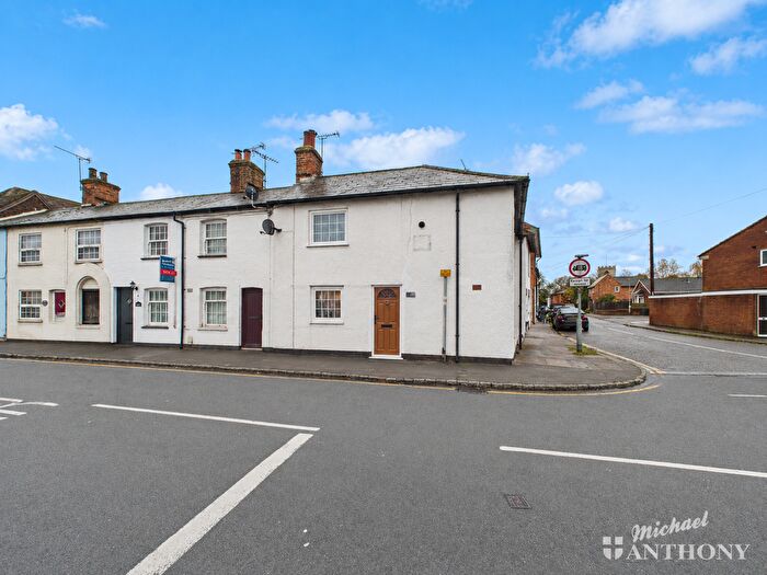 2 Bedroom End Of Terrace House For Sale In High Street, Wing, Buckinghamshire, LU7