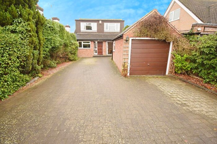 4 Bedroom Detached House For Sale In Upper Eastern Green Lane, Eastern Green, Coventry, CV5