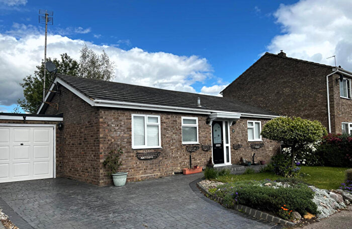 2 Bedroom Bungalow For Sale In Greenfield Drive, Great Tey, CO6