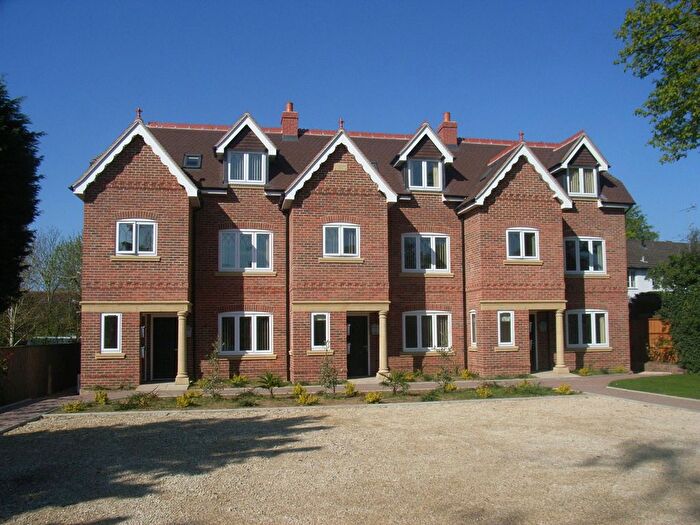 1 Bedroom Flat To Rent In Oakcote Gardens, Shireshead Close, Reading, RG30