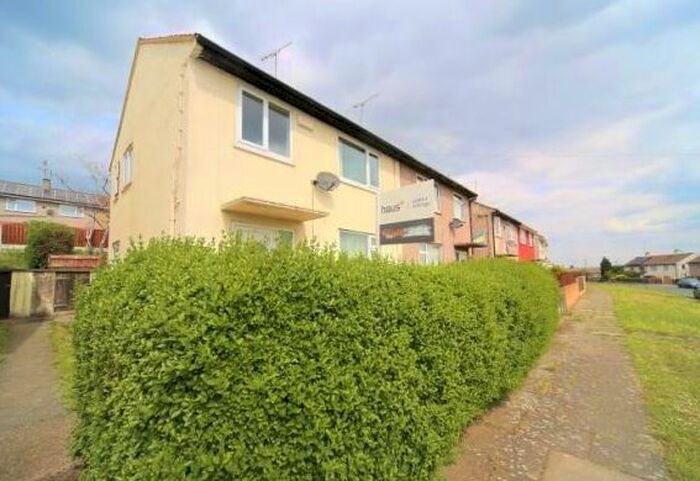 3 Bedroom Semi-Detached House To Rent In Limetree Crescent, Rotherham, S62
