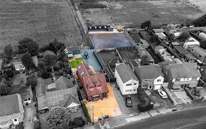 3 Bedroom Detached House For Sale In Station Road, Banks, Southport, Lancashire, PR9