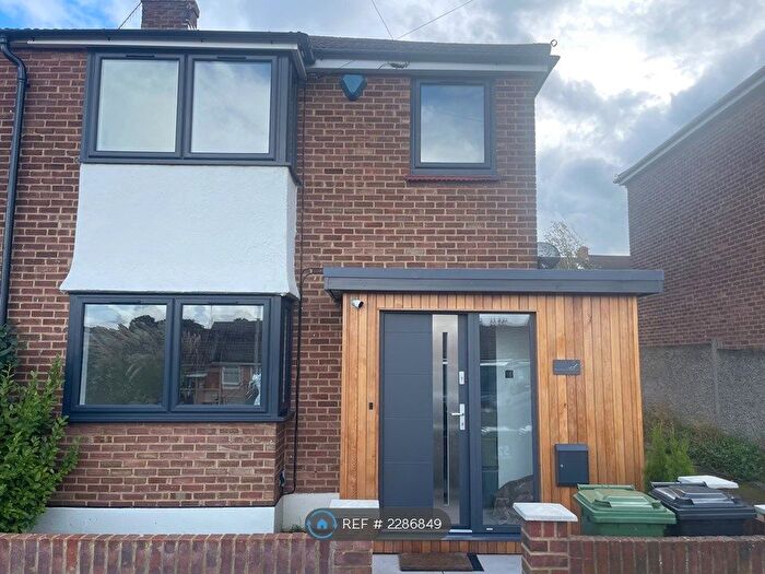 3 Bedroom Semi-Detached House To Rent In Central Park Gardens, Chatham, ME4