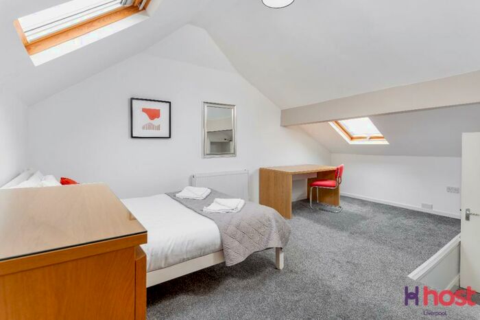 4 Bedroom Terraced House To Rent In Deane Road, Kensington, L7