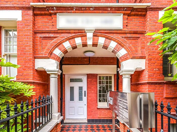 1 Bedroom Flat To Rent In Hamlet Gardens, King Street, W6