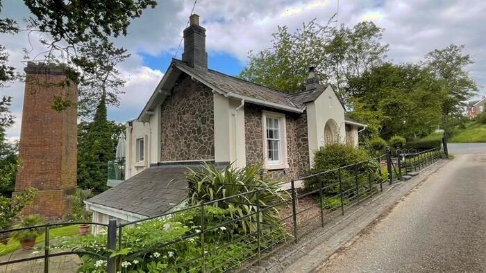 3 Bedroom Detached House To Rent In West Linden Lodge, Ballards Drive, Malvern, Herefordshire, WR13