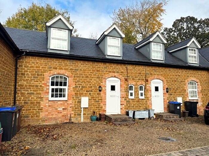 2 Bedroom Terraced House To Rent In Packhorse Yard, Packhorse Yard, Charwelton, NN11