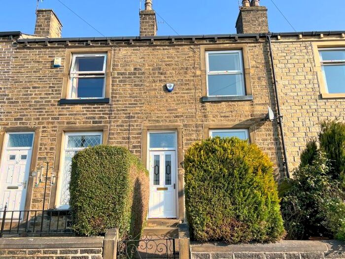 2 Bedroom Terraced House To Rent In Dudley Road, Marsh, Huddersfield, HD1