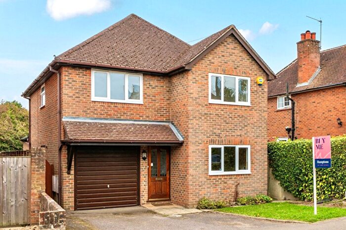 3 Bedroom Detached House For Sale In Orchard Road, Beaconsfield, HP9