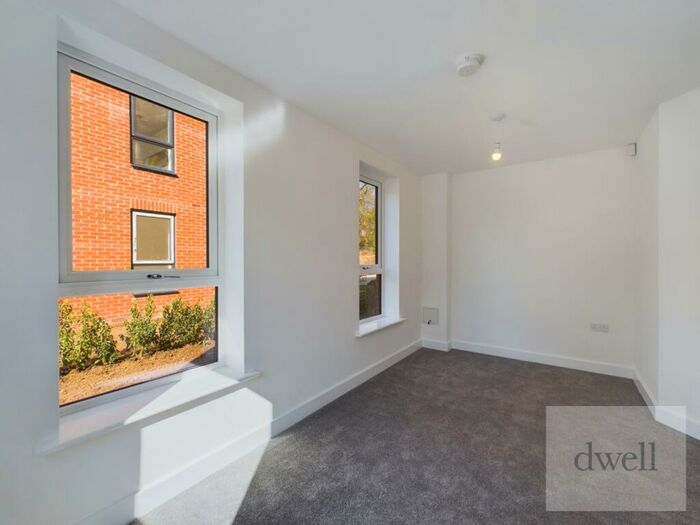 2 Bedroom Semi-Detached House To Rent In Copper Beech Court, West Park, Leeds, LS16