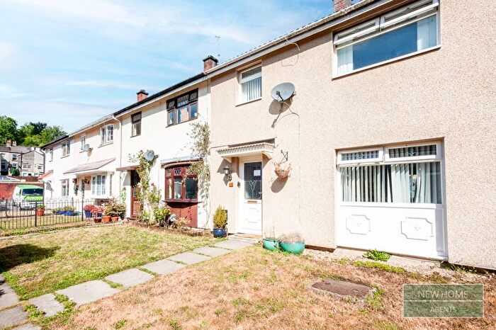 3 Bedroom Terraced House For Sale In Davis Close, Pontypool, NP4