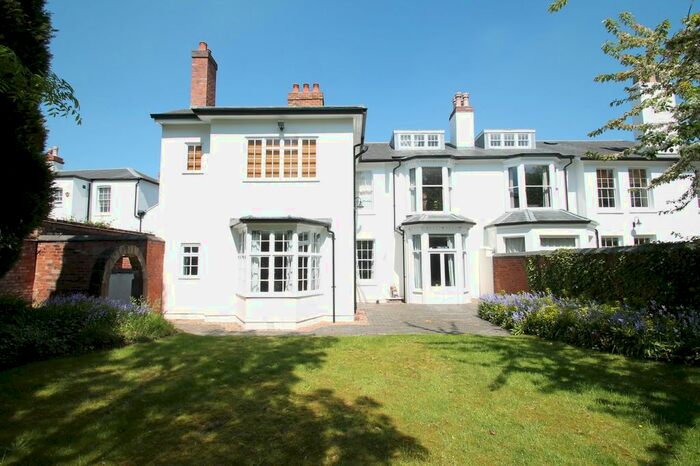 1 Bedroom Flat To Rent In Hagley Road, Edgbaston, Birmingham, B16