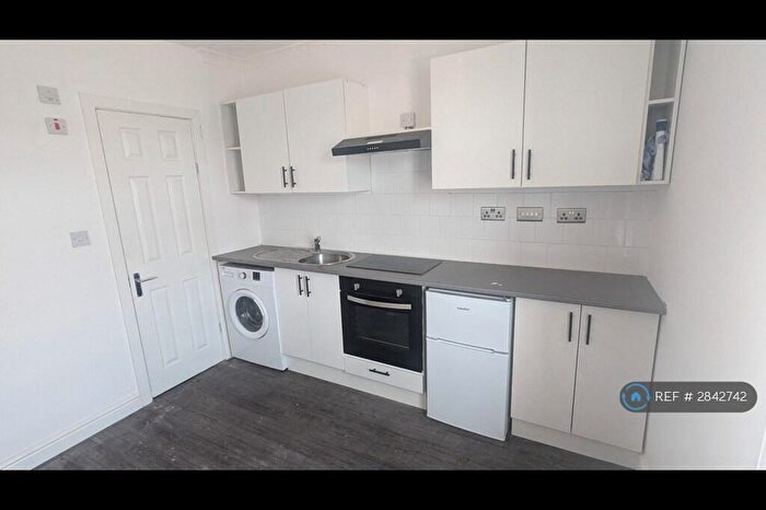 1 Bedroom Flat To Rent In Reads Avenue, Blackpool, FY1