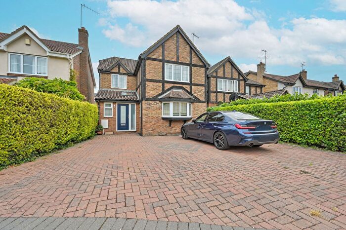 3 Bedroom Detached House To Rent In Swan Mead, Hemel Hempstead, HP3