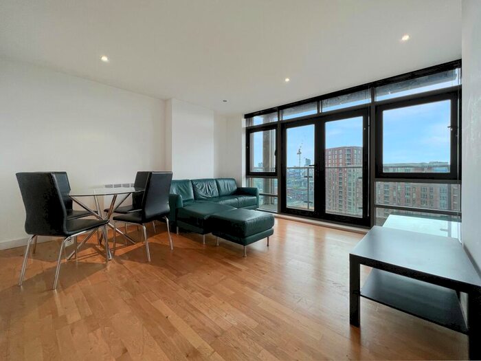 2 Bedroom Apartment To Rent In Montague, Gotts Road, Leeds City Centre, LS12