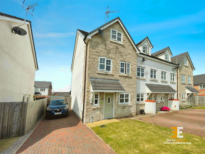 3 Bedroom Terraced House For Sale In Cae Ddol, Abergele, LL22