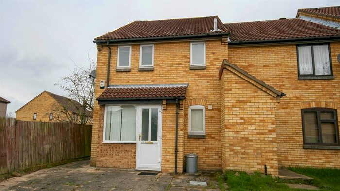 1 Bedroom Property To Rent In Badgers Close, Hayes, UB3