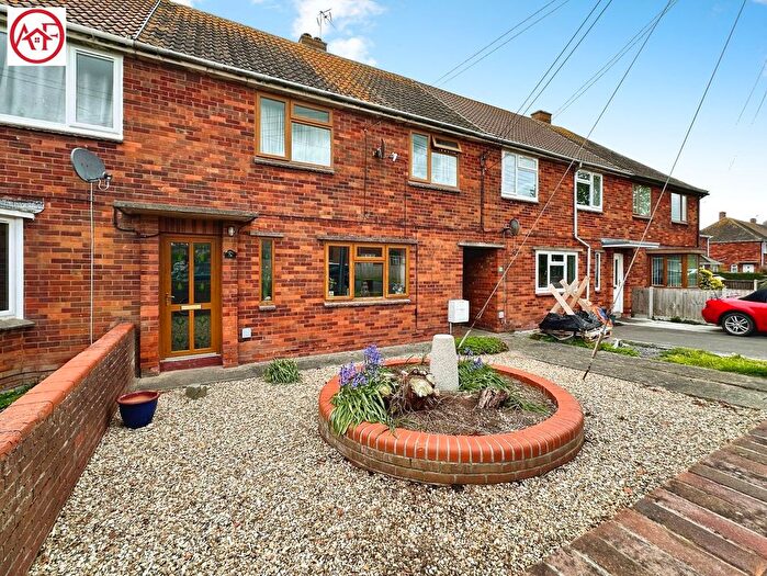 3 Bedroom Terraced House For Sale In North Avenue, Highbridge, TA9