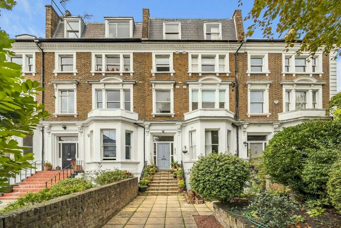 2 Bedroom Flat To Rent In Abbey Road, St John's Wood, London, NW8