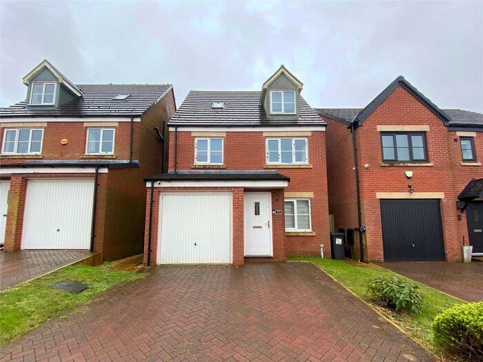 4 Bedroom Detached House To Rent In Brookview Close, Blackburn, Lancashire, BB1