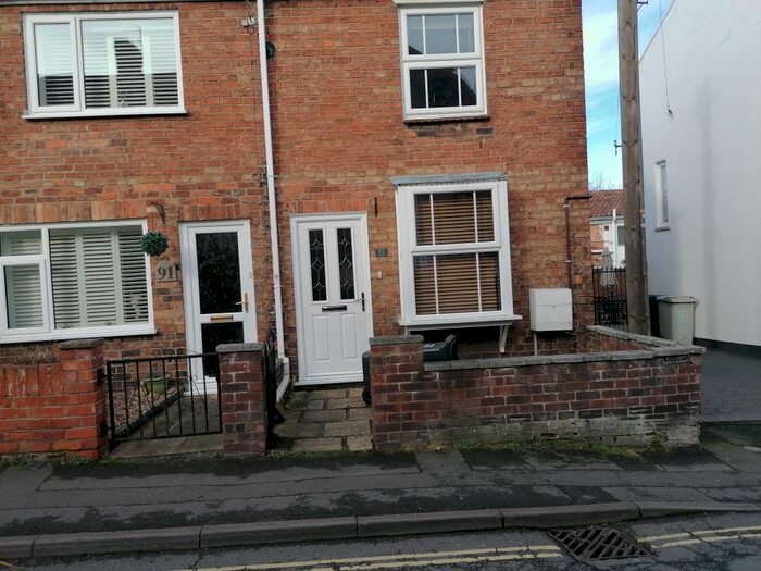 2 Bedroom Semi-Detached House To Rent In Kidgate, Louth, Lincs, LN11