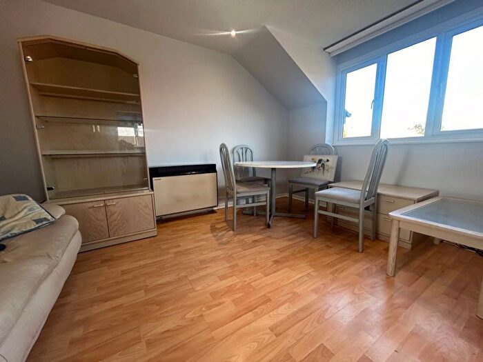 1 Bedroom Flat To Rent In Burrell Close, Edgware, HA8