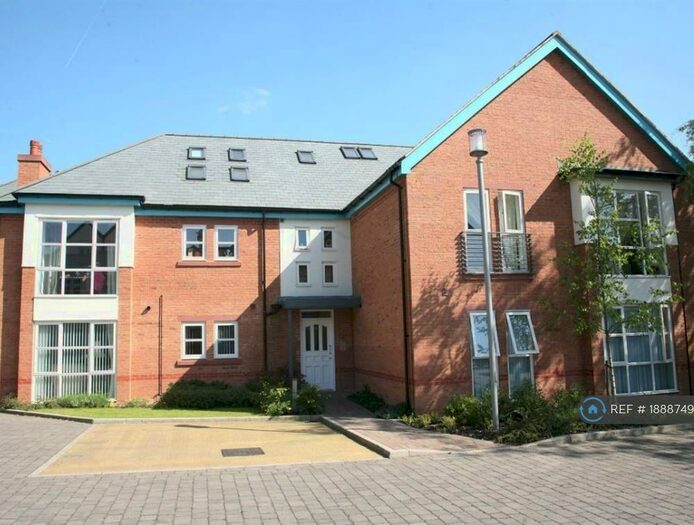 4 Bedroom Flat To Rent In Ivy Hurst Court, Liverpool, L19