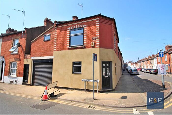 2 Bedroom House To Rent In Alcombe Road, The Mounts -, NN1
