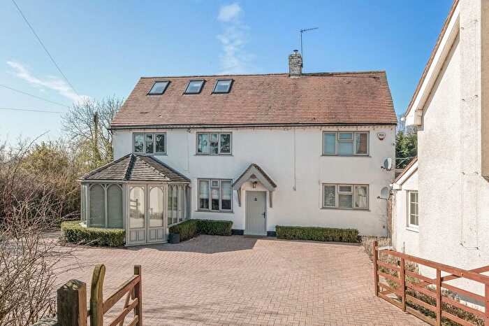 4 Bedroom Detached House For Sale In Tythe Barn Lane, Shirley, Solihull, B90