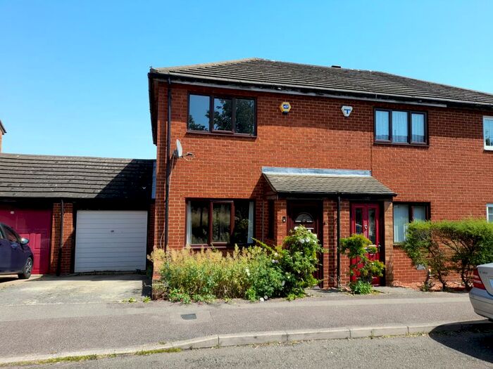 2 Bedroom House To Rent In Downlands, Two Mile Ash, MK8
