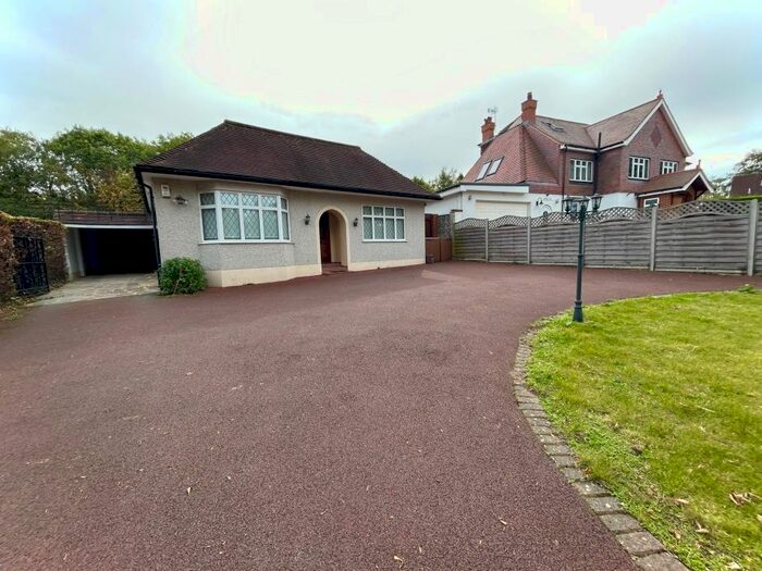 5 Bedroom Detached House To Rent In Cuddington Way, Sutton, SM2