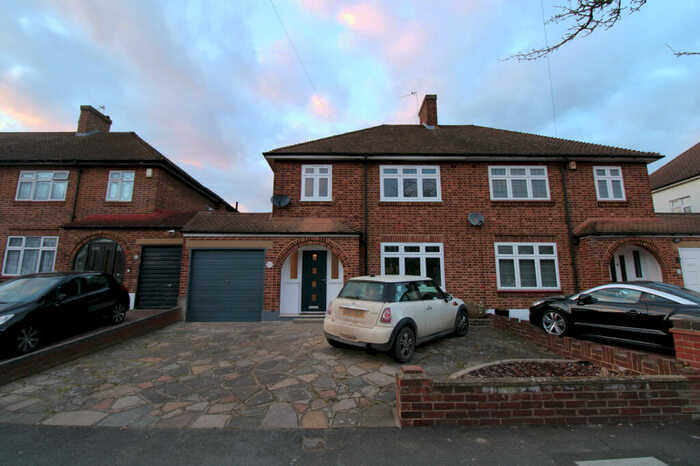 3 Bedroom Semi-Detached House To Rent In Riverdale Road, Bexley, DA5