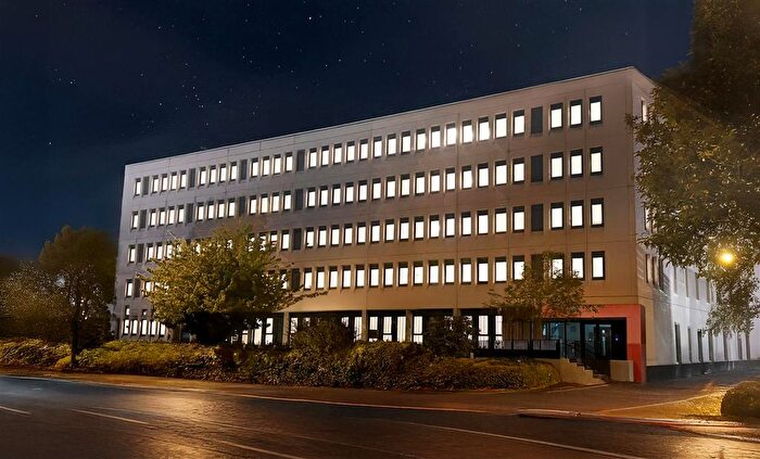 2 Bedroom Flat For Sale In Ariel House, Birmingham, B26