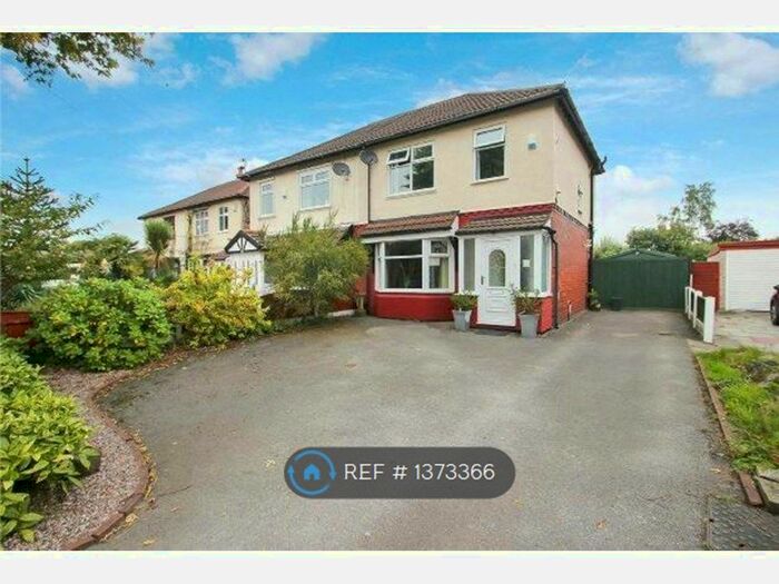 3 Bedroom Semi-Detached House To Rent In Woodhouse Lane, Sale, M33