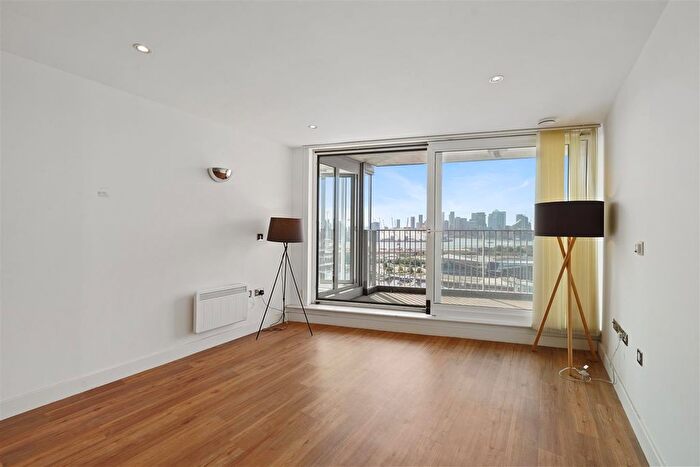 1 Bedroom Flat To Rent In Coral Apartments, Royal Victoria Dock, E16
