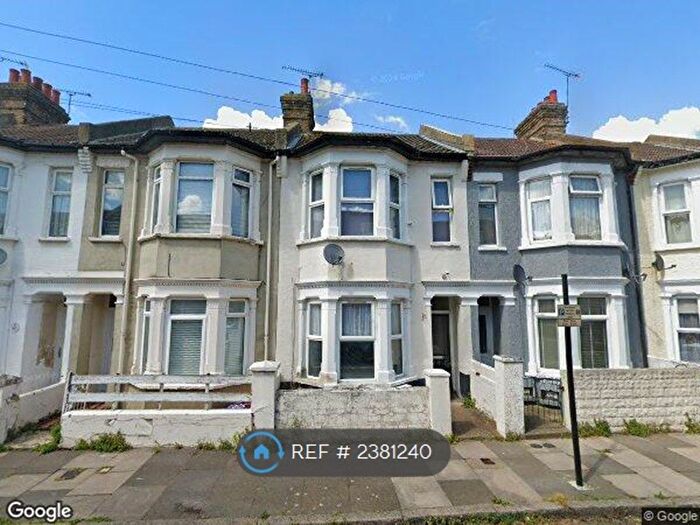 Studio To Rent In Southend On Sea, Southend On Sea, SS1