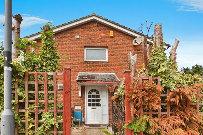 3 Bedroom Detached House For Sale In Melton, Stantonbury, Milton Keynes, MK14