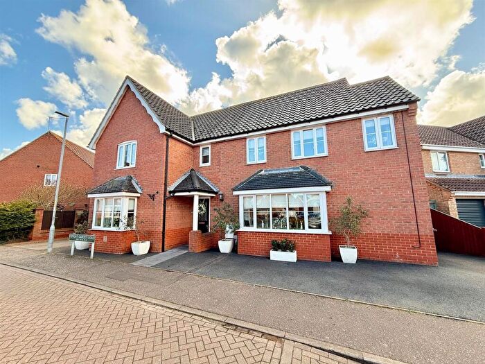 3 Bedroom Detached House For Sale In Covent Garden Road, Caister-On-Sea, Great Yarmouth, NR30