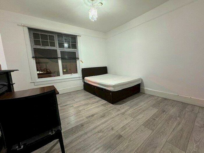 1 Bedroom Apartment To Rent In Station Road, Sutton, SM2