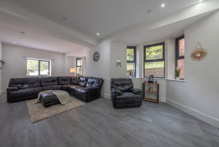 5 Bedroom Detached House For Sale In Risca Road, Rogerstone, Newport, Caerphilly, NP10