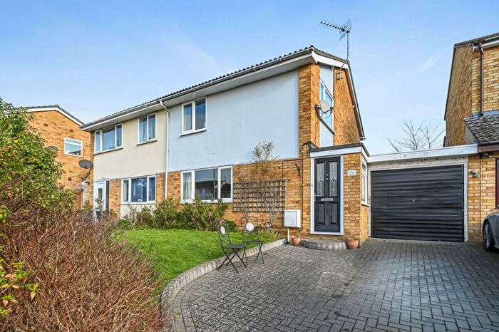 3 Bedroom Semi-Detached House For Sale In Cottesford Close, Hadleigh, IP7