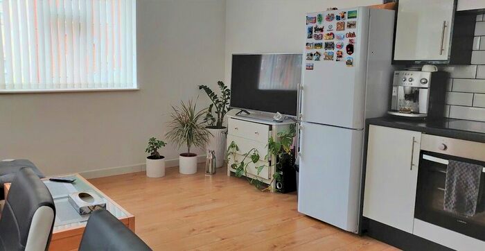 1 Bedroom Flat To Rent In Park Road, Wellingborough, NN8