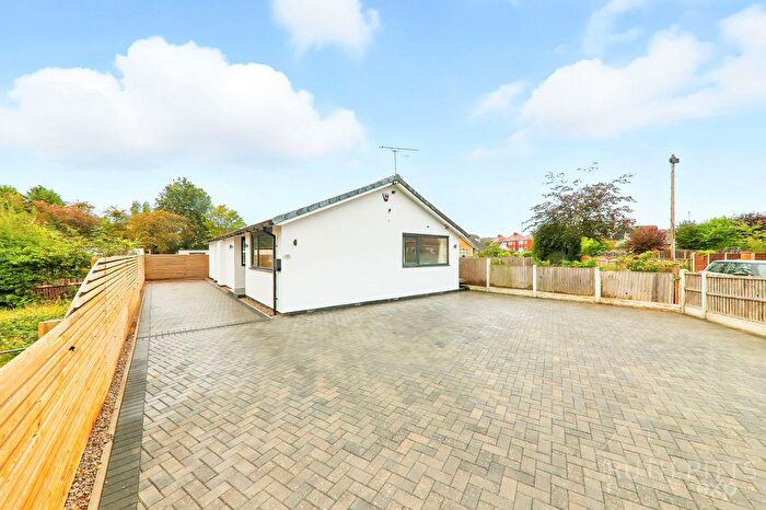 3 Bedroom Bungalow For Sale In Palmers Avenue, South Elmsall, WF9
