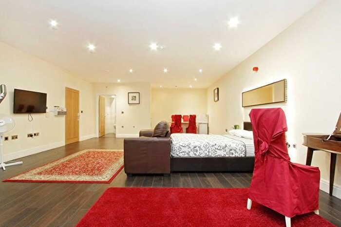 Studio To Rent In Murray Street, London, NW1