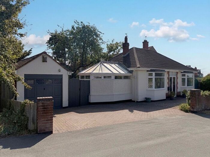 2 Bedroom Detached Bungalow For Sale In Newton Lane, Wigston, LE18