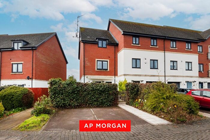 3 Bedroom End Terrace House For Sale In Parkgate Mews, Shirley, Solihull, B90