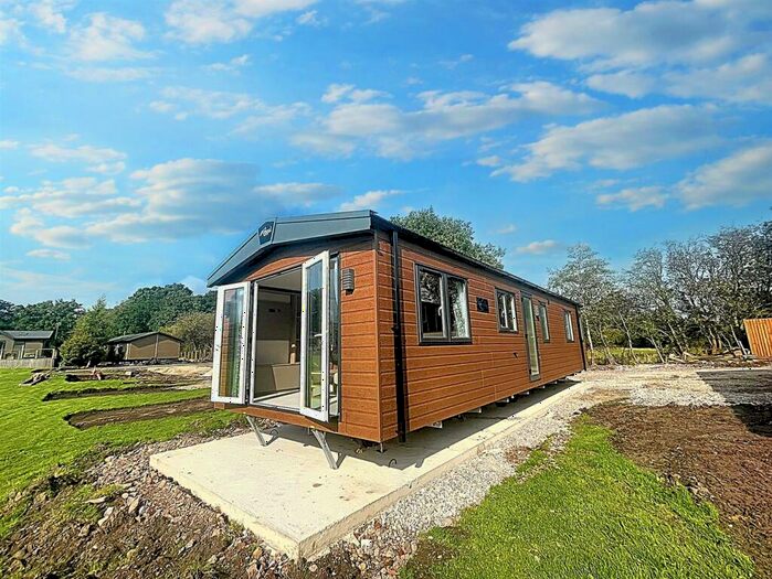 2 Bedroom Park Home For Sale In Ladera Retreat Lodges, Back Lane, Eaton, Congleton, CW12