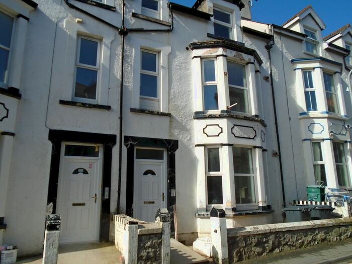 1 Bedroom Flat To Rent In Bodhyfryd Road, Llandudno, LL30