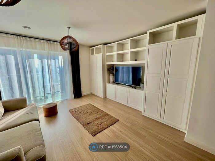 1 Bedroom Flat To Rent In High Street, London, E15